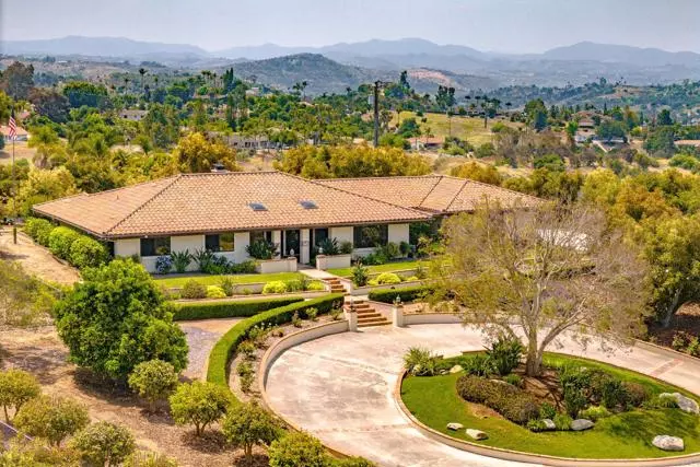 1340 Via VIS, Fallbrook, CA 92028