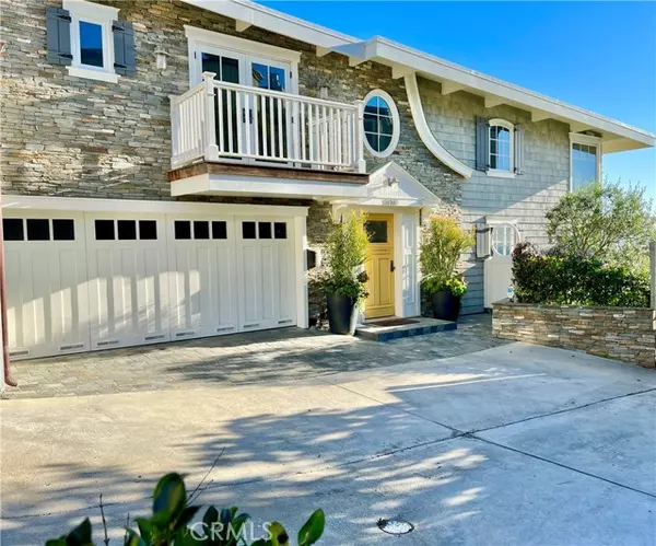 Laguna Beach, CA 92651,31678 Seacove DR