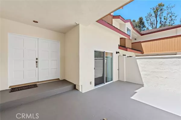 Laguna Beach, CA 92651,1585 Catalina