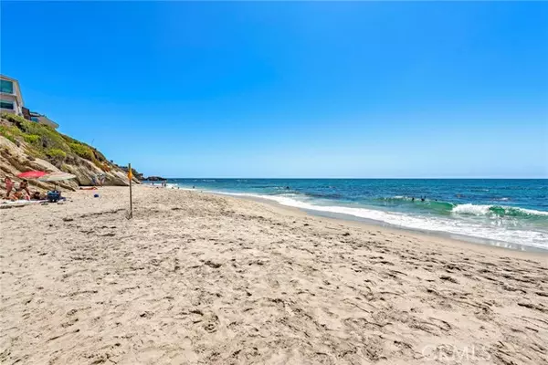 Laguna Beach, CA 92651,1585 Catalina