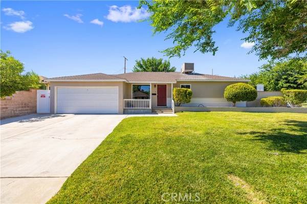 1166 W Avenue J5, Lancaster, CA 93534