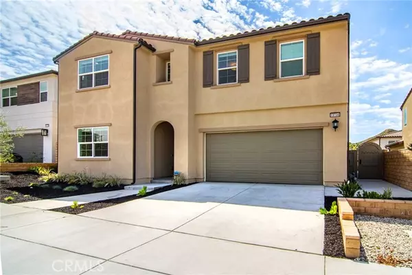 19106 Merryweather DR, Saugus, CA 91351