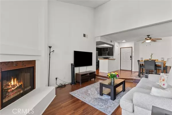 Tarzana, CA 91335,6323 Reseda BLD 54