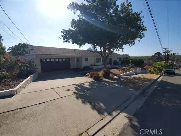 La Mesa, CA 91942,5770 Urban DR