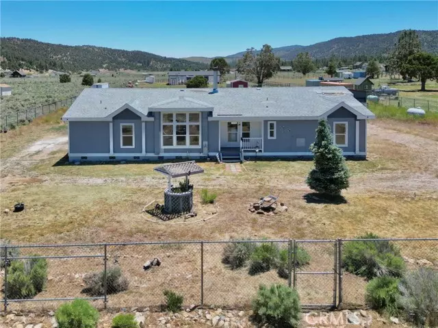 726 Central LN, Big Bear City, CA 92314