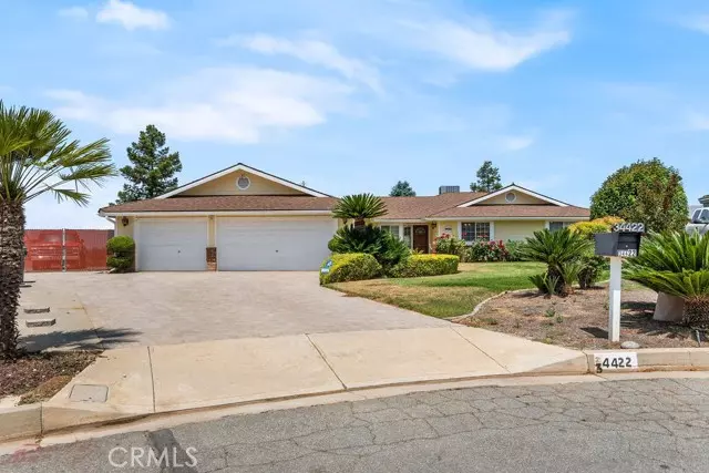 34422 Sunlight DR, Yucaipa, CA 92399