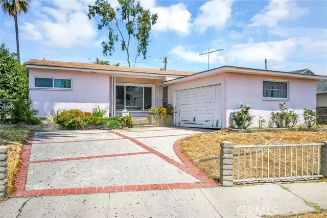 13039 Muscatine ST, Arleta, CA 91331
