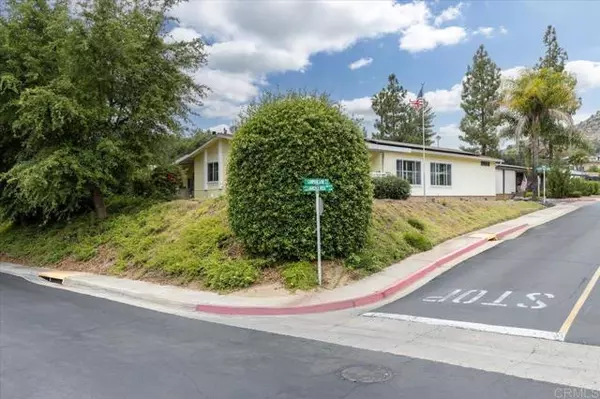 Escondido, CA 92026,8975 Lawrence Welk Dr Spc # 224