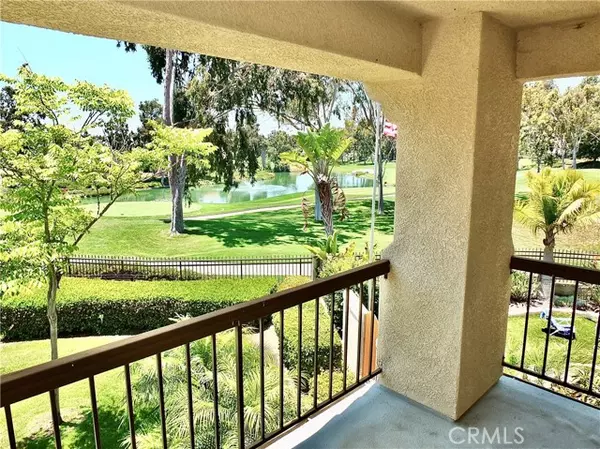 Rancho Santa Margarita, CA 92688,233 Encantado