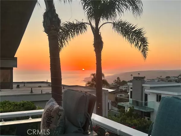 Laguna Beach, CA 92651,891 Acapulco ST