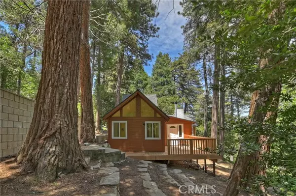 Crestline, CA 92325,996 Coulter Pine RD