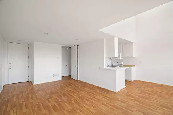 Culver City, CA 90230,5900 Canterbury DR A310