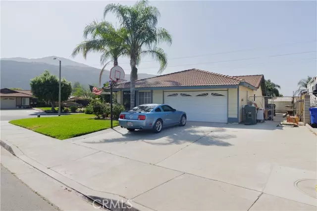 2860 Bixby DR, Jurupa Valley, CA 92509