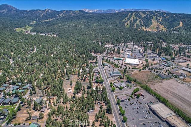 Big Bear Lake, CA 92315,42165 Big Bear BLD