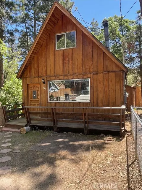 Sugarloaf, CA 92386,317 Spruce LN