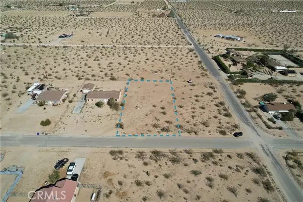 Joshua Tree, CA 92252,63480 Walpi DR