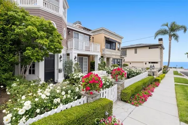 Corona Del Mar, CA 92625,210 Narcissus AVE