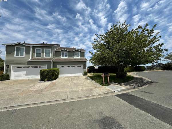 350 Clearpointe Dr, Vallejo, CA 94591