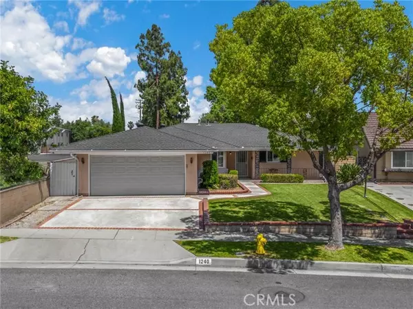 La Habra, CA 90631,1240 Brass Lantern DR