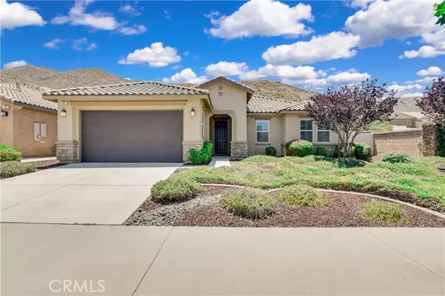 242 Pomegranate ST, San Jacinto, CA 92582