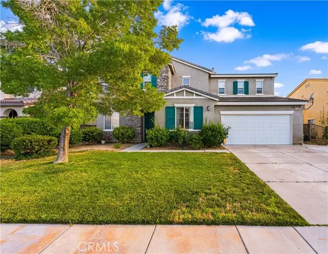 2238 Thorncroft Cir, Palmdale, CA 93551