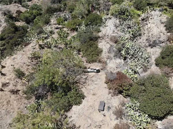 2021 Oakden,  Hollywood Hills,  CA 90046