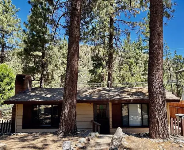 Wrightwood, CA 92397,5760 Heath Creek DR