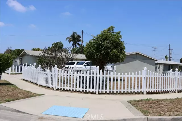 5915 Los Ranchos DR, Buena Park, CA 90620