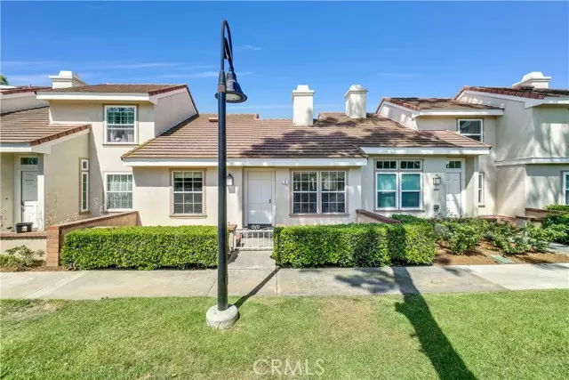 5 Wellesley 12, Irvine, CA 92612