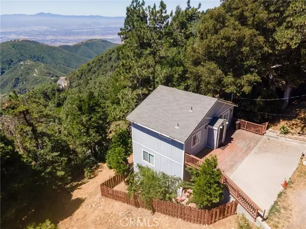 Crestline, CA 92325,23377 Crestview LN