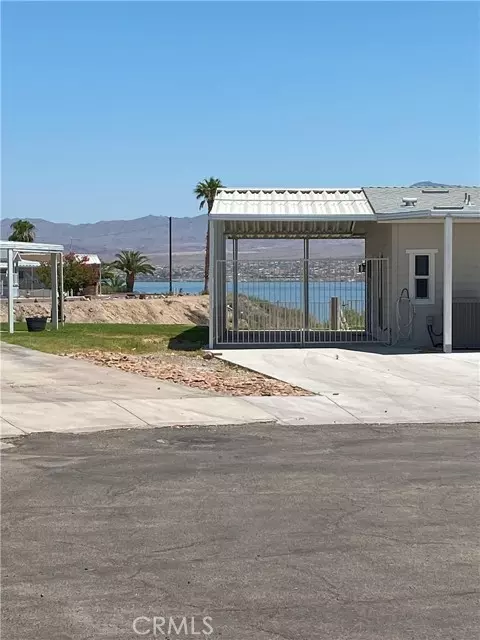 Needles, CA 92363,1 Thunderhead 1 #58 E STREET Havasu LK