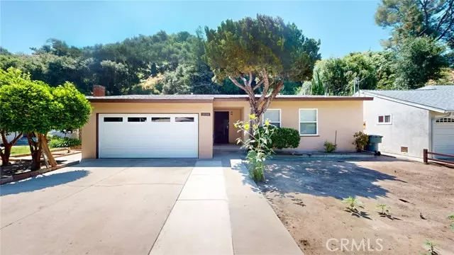 2230 E Chevy Chase DR, Glendale, CA 91206