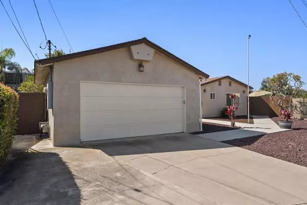 Chula Vista, CA 91911,1034 Monterey Ct