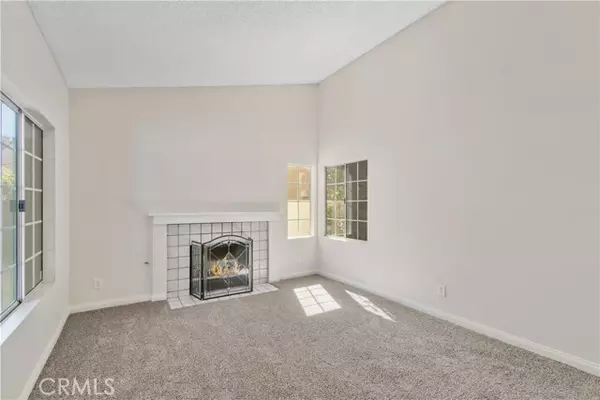 Highland, CA 92346,28642 Berwick LN