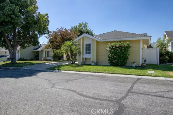 Highland, CA 92346,28642 Berwick LN