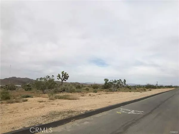 6650 La Contenta Rd RD, Yucca Valley, CA 92284