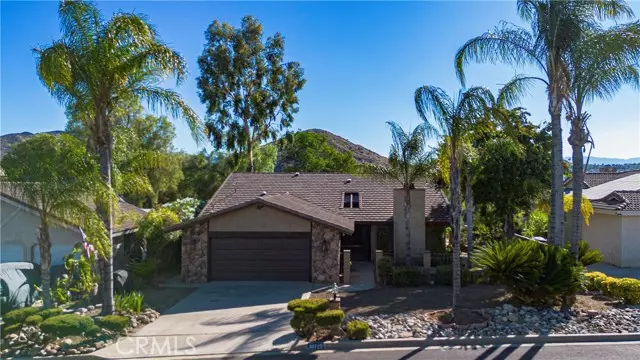 30725 Burning Tree DR, Canyon Lake, CA 92587