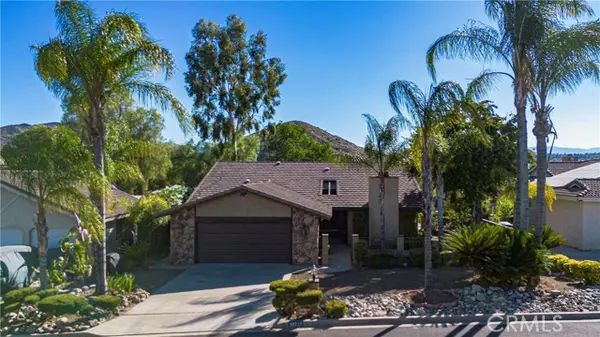 30725 Burning Tree DR, Canyon Lake, CA 92587