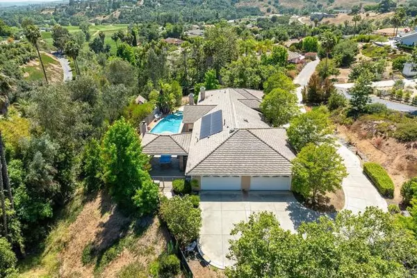 Fallbrook, CA 92028,3653 Laketree DR