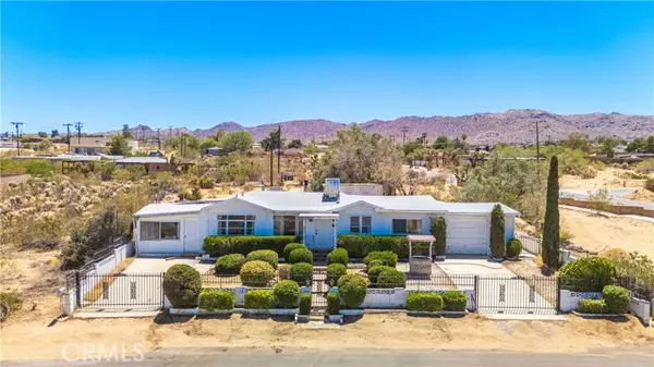 Joshua Tree, CA 92252,61721 Sunburst CIR