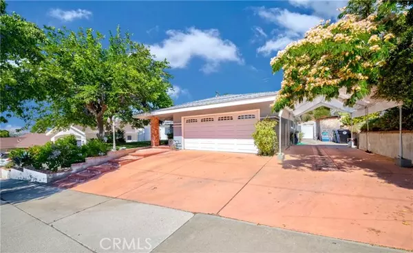 Canyon Country, CA 91351,27853 Rosamond DR