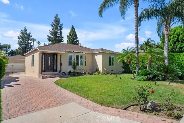 8545 Parrot AVE, Downey, CA 90240