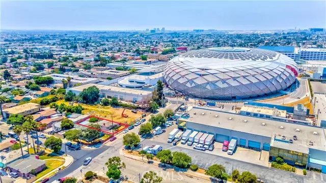 Inglewood, CA 90303,3806 W 102nd ST