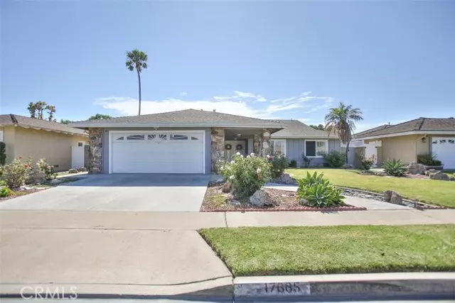 17665 San Diego CIR, Fountain Valley, CA 92708