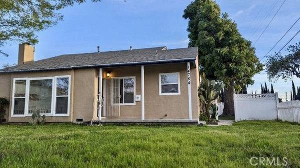 14754 Bassett ST, Van Nuys, CA 91405