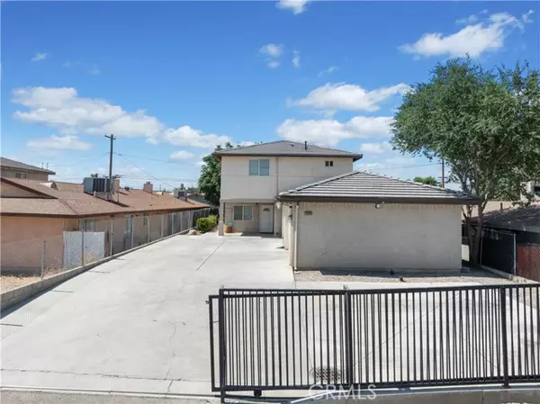 Hesperia, CA 92345,16581 Willow ST