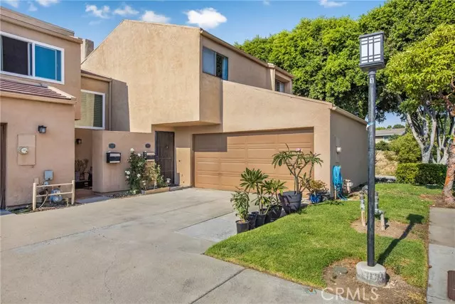 19695 Marino, Yorba Linda, CA 92886