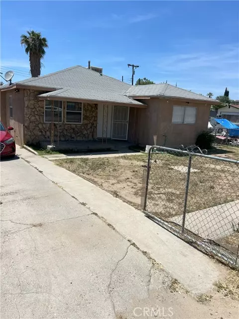 Bakersfield, CA 93306,1322 Vale ST