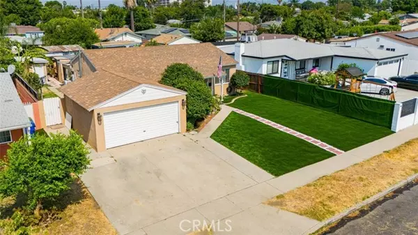 Panorama City, CA 91402,8855 Sylmar AVE