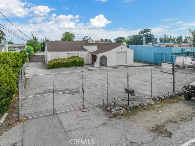 1870 W 9th ST, Upland, CA 91786